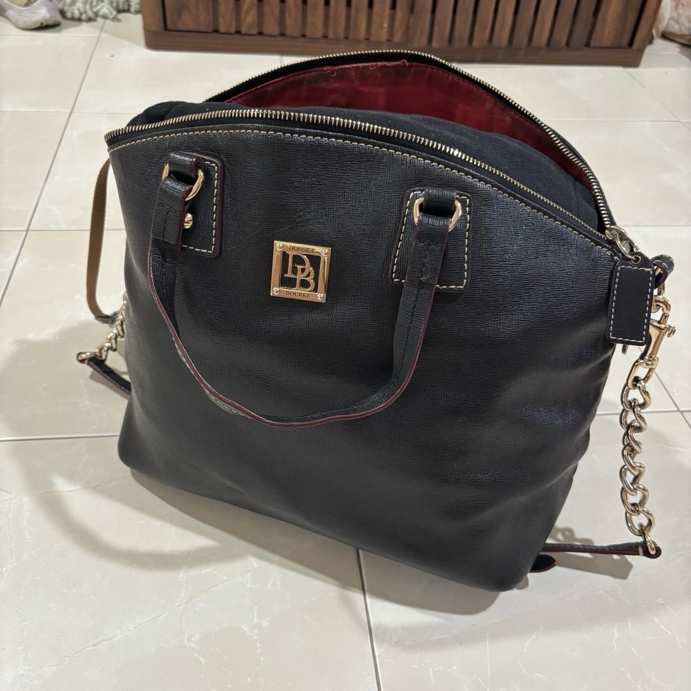Vintage Dooney And Bourke Domed Satchel Black Leather Bag Purse Cross Body Hobo
